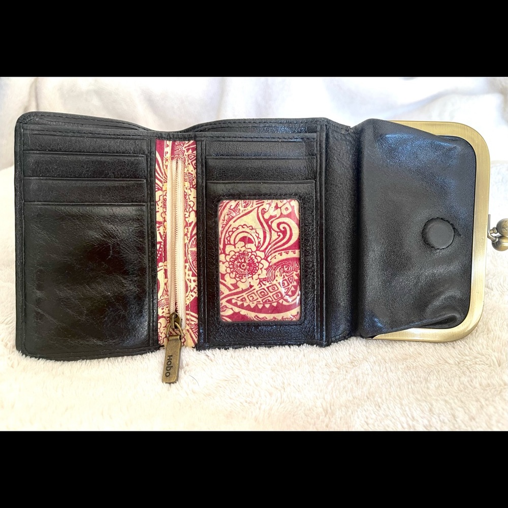 Hobo black trifold wallet